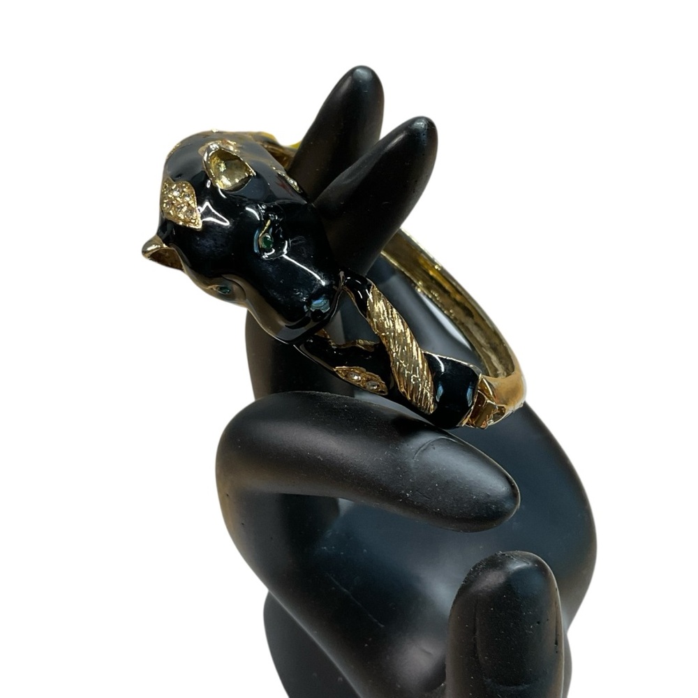 Vintage Black and Gold Enameled Panther Leopard Hinged Closure Bangle Bracelet - Picture 5 of 12